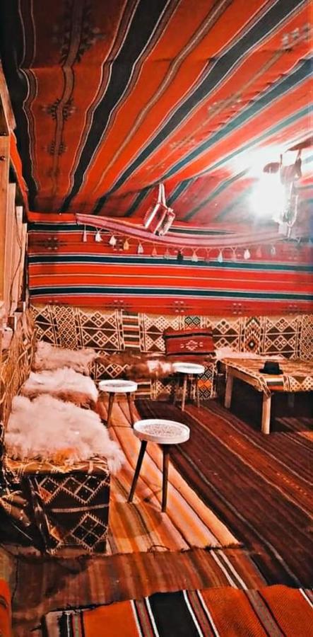 Bed and Breakfast Happy Bedouin House Petra Al Hayy Exterior foto